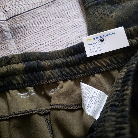 OLD NAVY Camo Dynamic Fleece Jogger Pants S - Picture 4 of 7